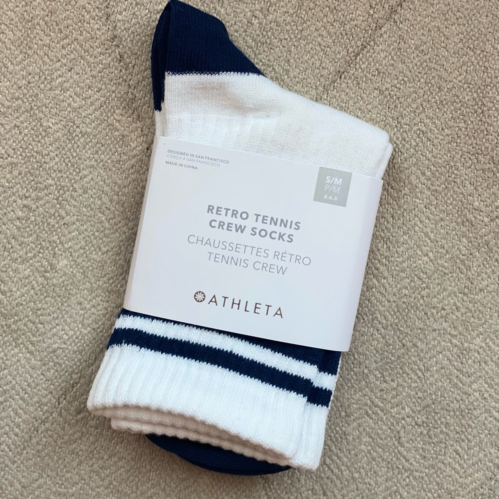 Athleta Retro Tennis Crew Socks SIZE S/M in Dress Blue